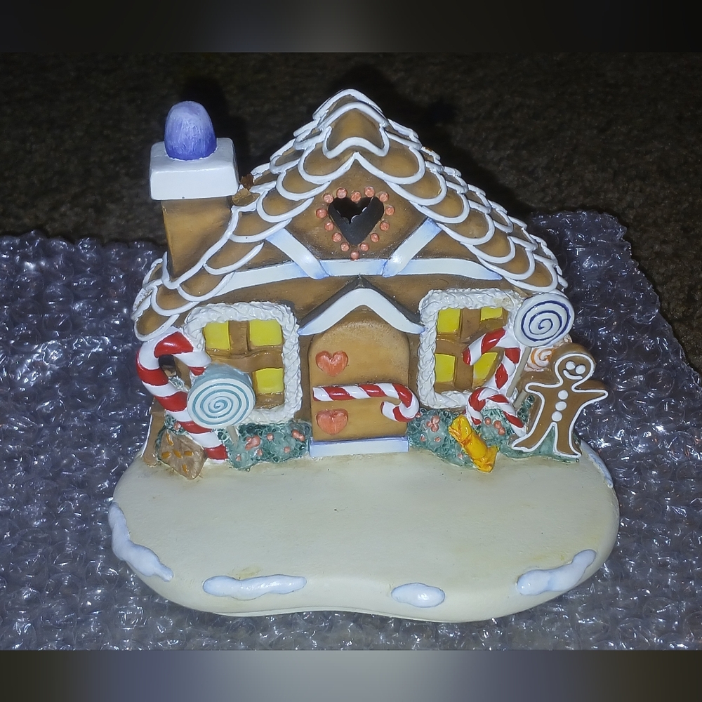 HUMMEL GINGERBREAD LANE ORIGINAL PIECE